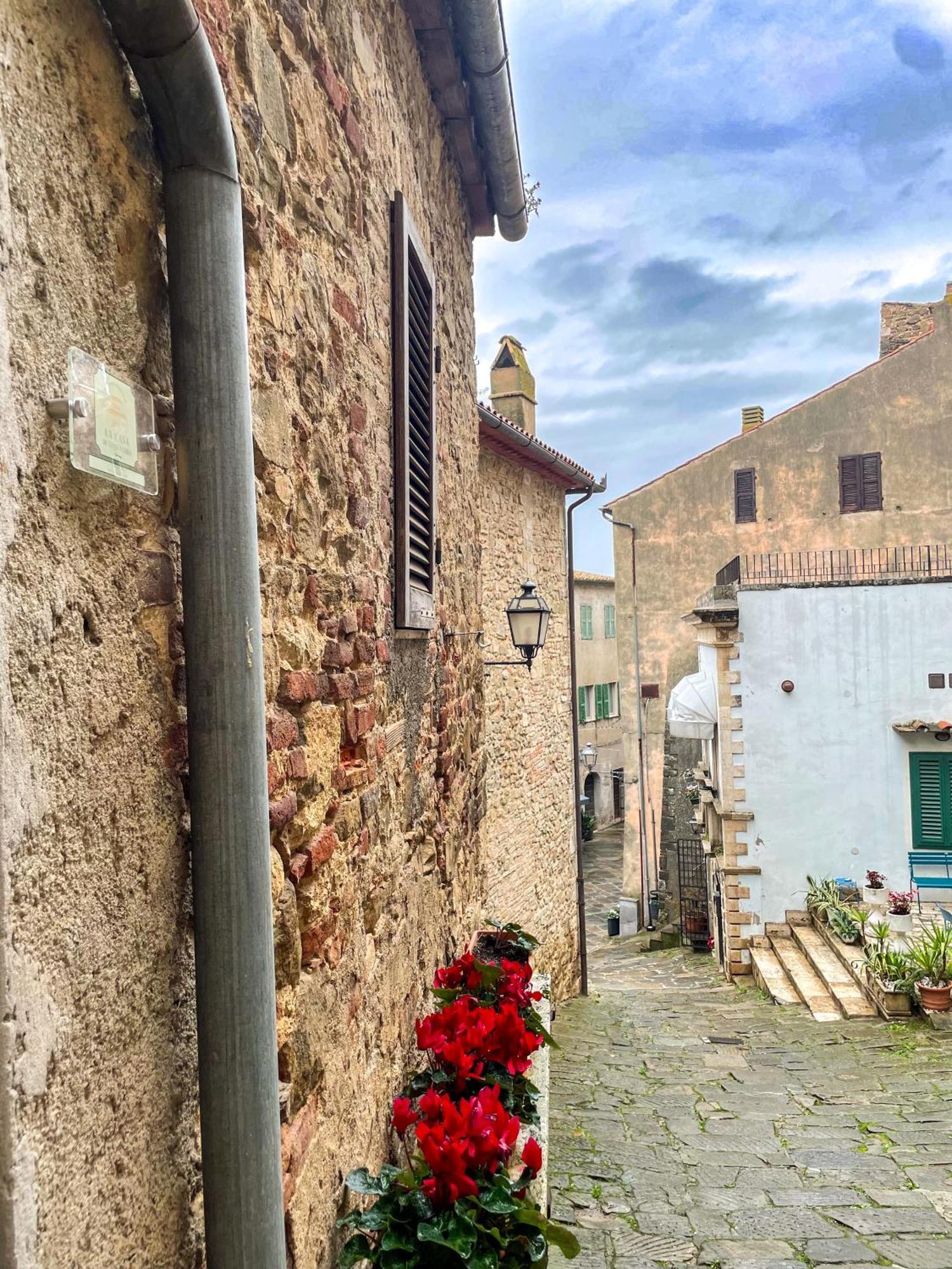 Casa Vacanze La Casa Di Nonna Libia Vicino Saturnia Montemerano Exteriör bild